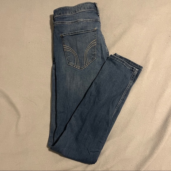 High Rise Super Skinny - Picture 2 of 3